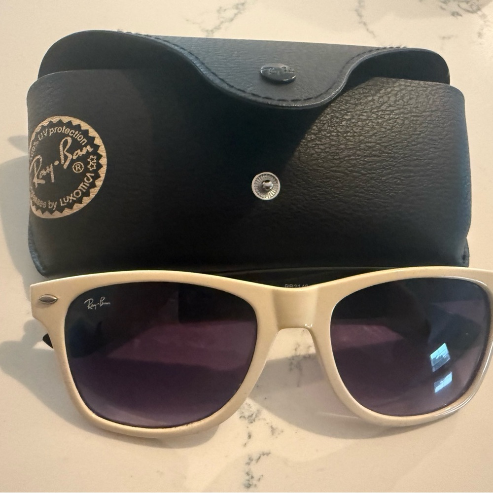 Ray-Ban Cream Sunglasses with Black Case